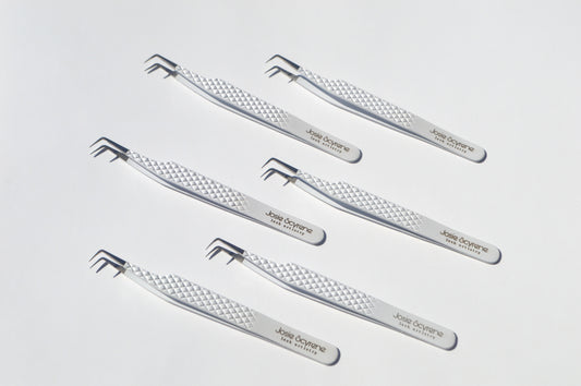 Famous 90 Tweezer